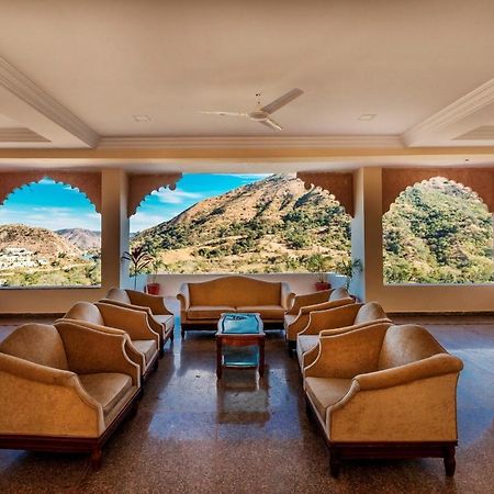 Kumbhalgarh Fort Resort-Pure Veg Exterior foto